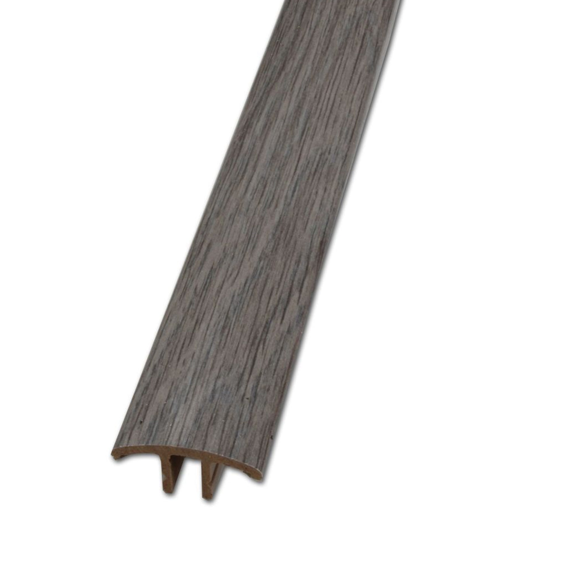 Avenue Oak Unistar 900mm door bar floor trim on a white background