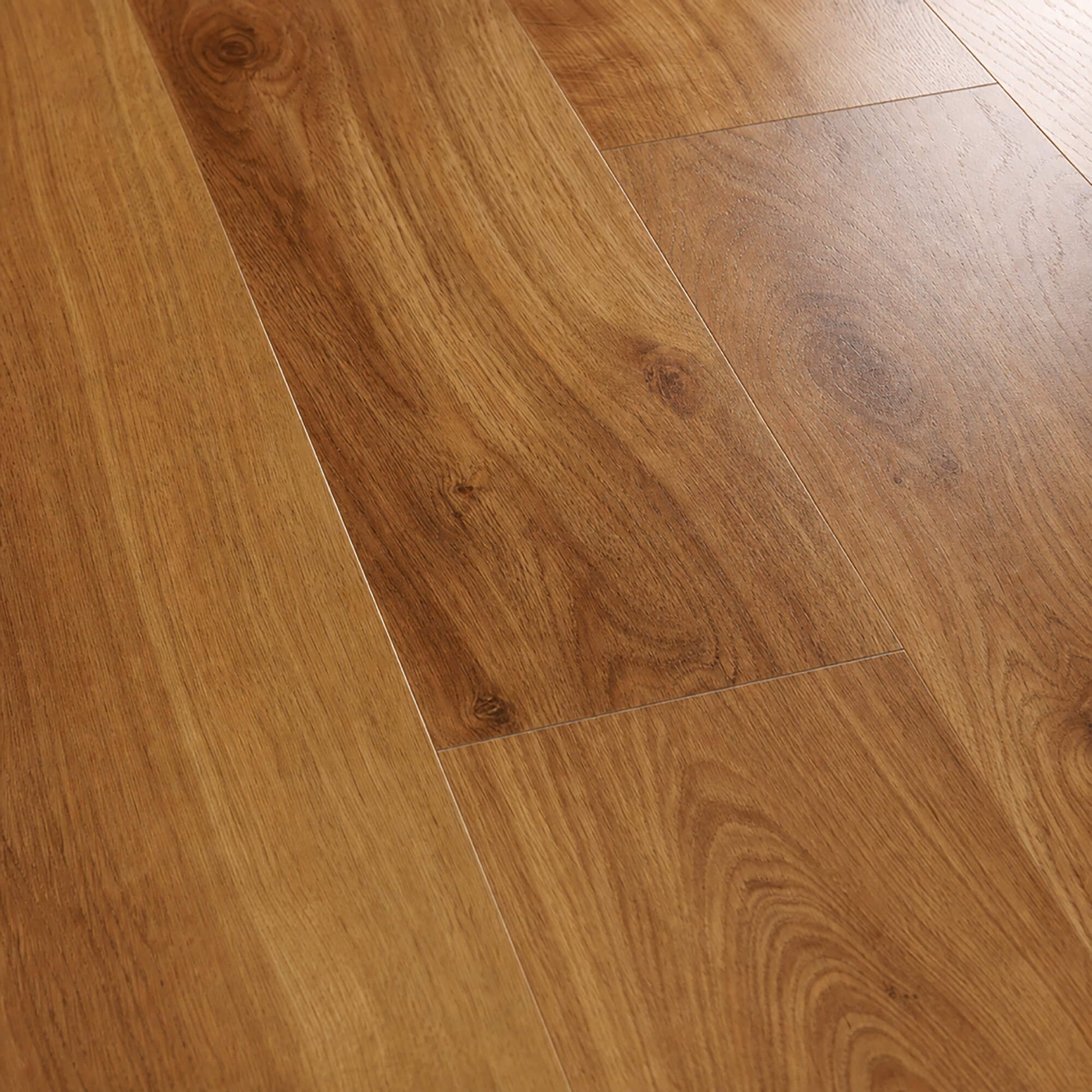 Close-up of the grain and texture Groovy Oak Country laminate flooring.