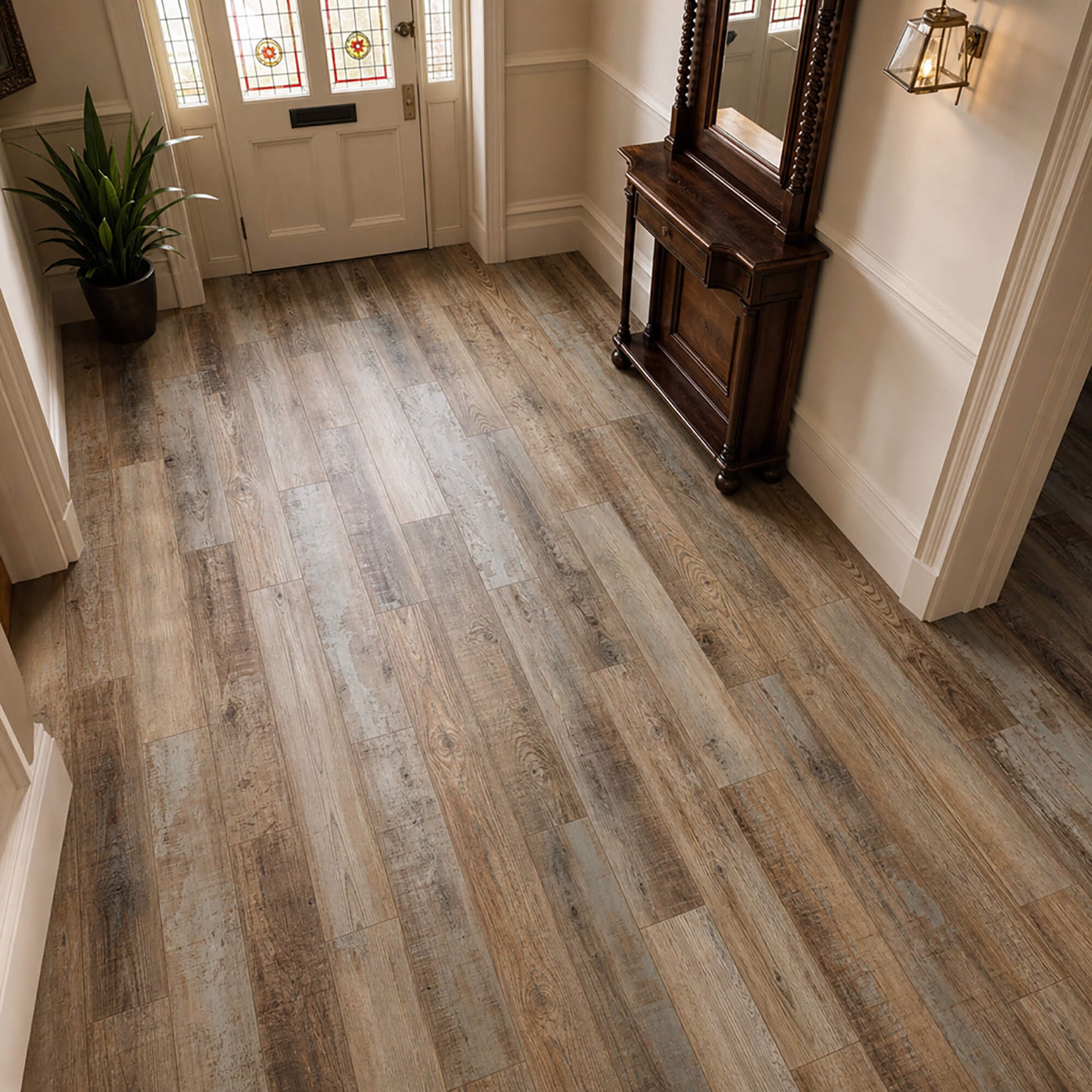 Reclaimed Oak Country laminate flooring in a hallway setting.